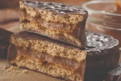 La Anmat prohibió alfajores, stevia y alimentos proteicos e hizo una advertencia