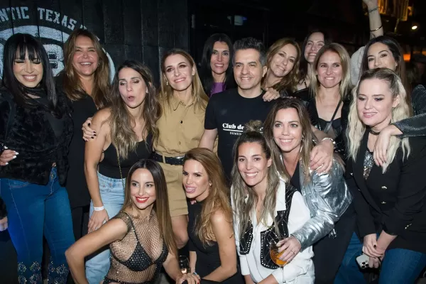 Ángel De Brito festejó sus 47 años con una mega fiesta llena de figuras de la farándula