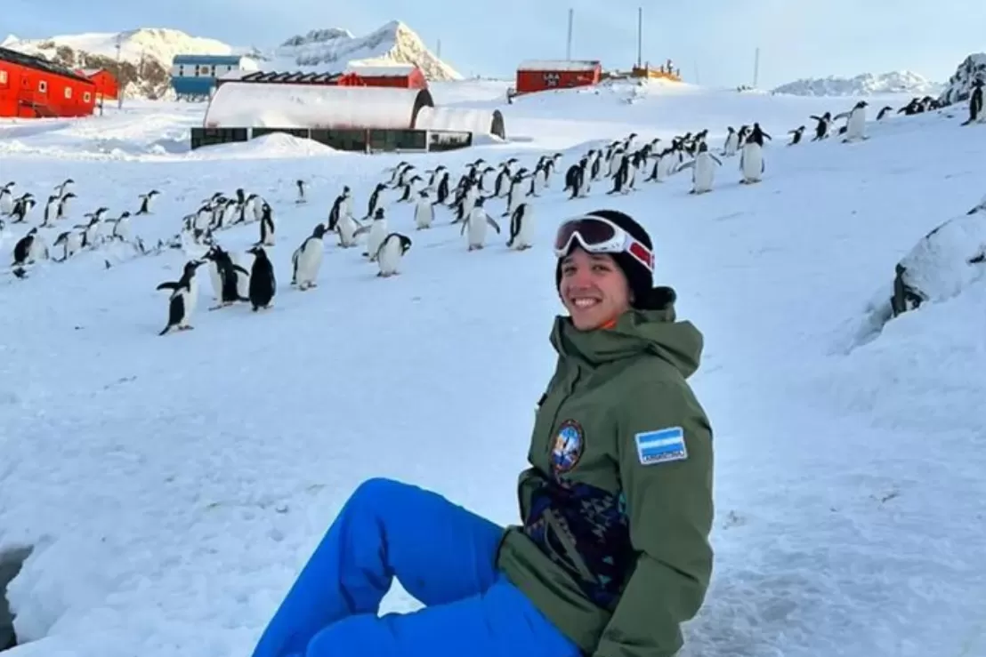 Emanuel Pereyra hará su último año de secundaria en Base Esperanza, Antártida