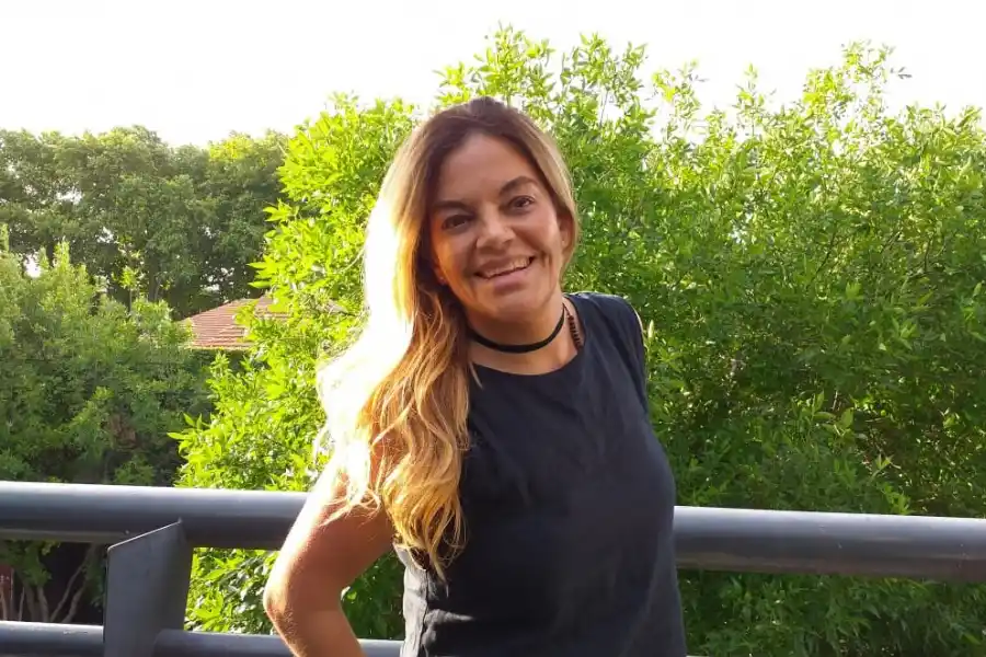 La locutora Ana Maccaroni denunció a Baby Etchecopar en Twitter