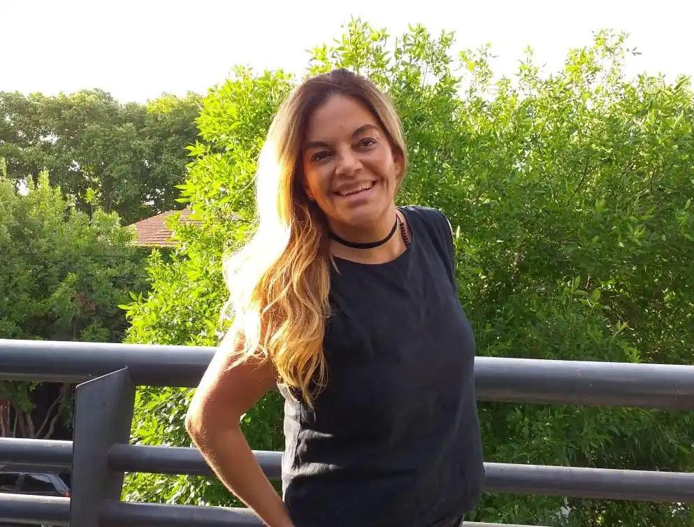 La locutora Ana Maccaroni denunció a Baby Etchecopar en Twitter