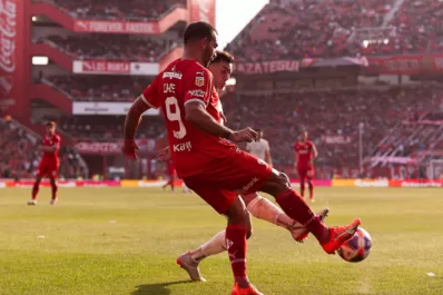 Con Gimnasia-Independiente como destacado, hora y TV de la agenda deportiva de hoy