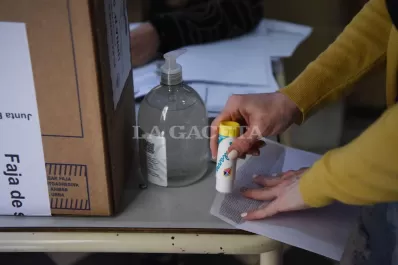 Cuáles son los requisitos para ser autoridad de mesa y ganar hasta $40.000