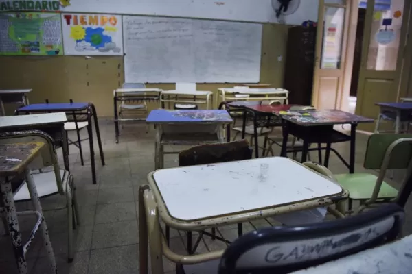 En medio de las negociaciones paritarias, gremios docentes irán al paro mañana