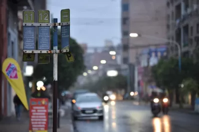 EN VIVO: El paro de colectivos se levantará a partir de las 18 de manera paulatina