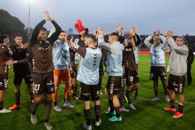 Platense le ganó a Sarmiento en el duelo de necesitados