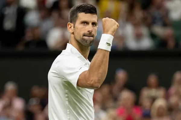 El toque de queda dejó a Djokovic con las ganas de avanzar en Wimbledon