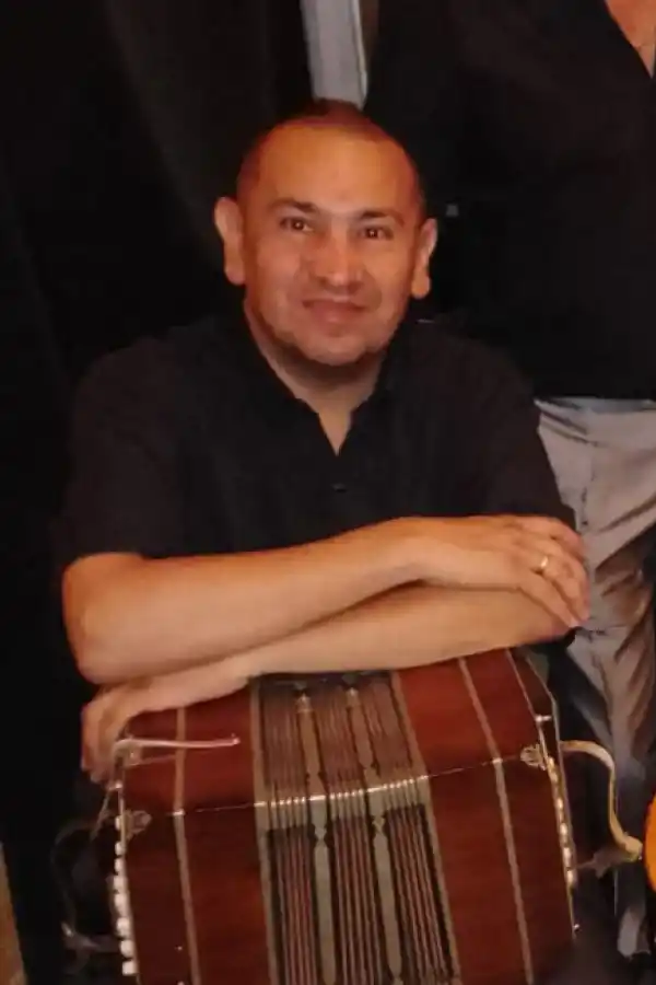 VÍCTOR JUÁREZ. Un especialista en interpretar el bandoneón.