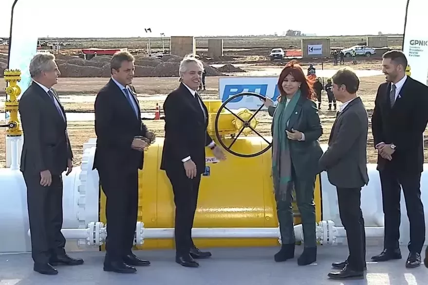 Cristina Kirchner, Alberto Fernández y Sergio Massa inauguraron el Gasoducto