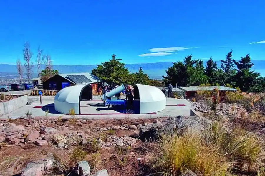 SATISFACCIÓN. Tras tres años de trabajo, Mansilla cumplió su objetivo. 