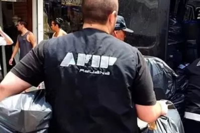 Allanan más de 20 bancos y financieras en una investigación por falsas importaciones