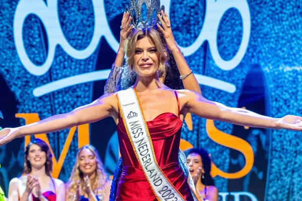 Quién es Rikkie Kollé, la primera mujer transgénero ganadora de Miss Países Bajos