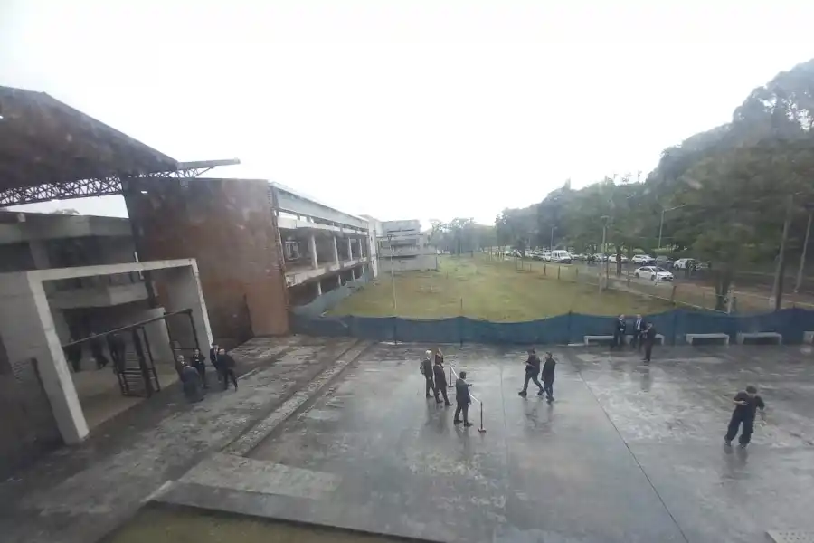 Alberto Fernández se comprometió a completar el edificio de Bioquímica