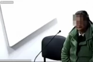 “Amo a mi hijo; lo encerré para protegerlo”, declaró la madre del hombre encadenado