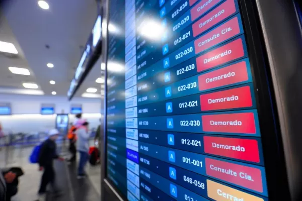 Pasajeros tucumanos se vieron afectados por un paro en aeroparque