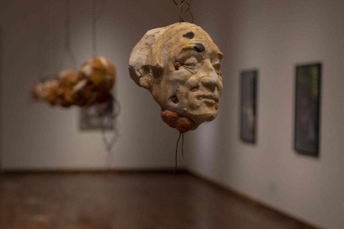 Los artistas ponen su mirada en el trabajo: se inauguran cinco exposiciones en Tucumán