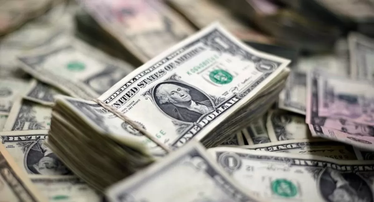 El dólar blue se despertó y subió $20 durante la semana en Tucumán