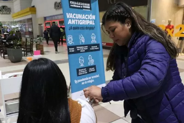 Terminal de Ómnibus: instalaron una posta sanitaria para vacunación