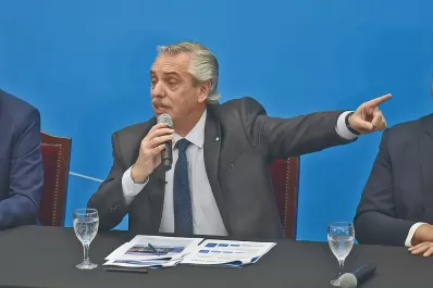 Dimes y diretes de la política