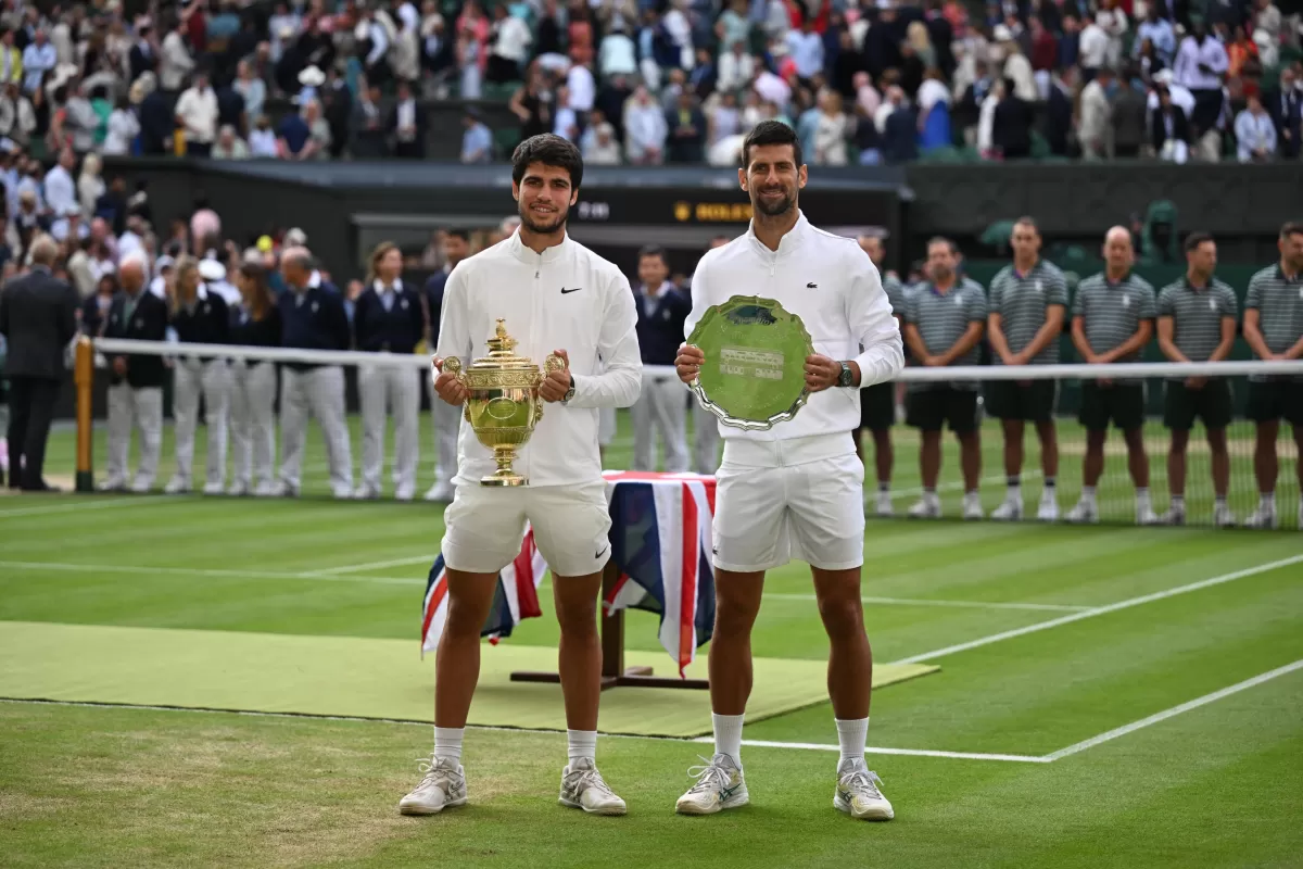 Final de Wimbledon: Alcaraz venció a Novak Djokovic e hizo historia