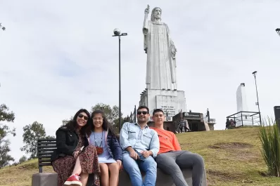 El sol luchará contra las nubes este domingo en Tucumán