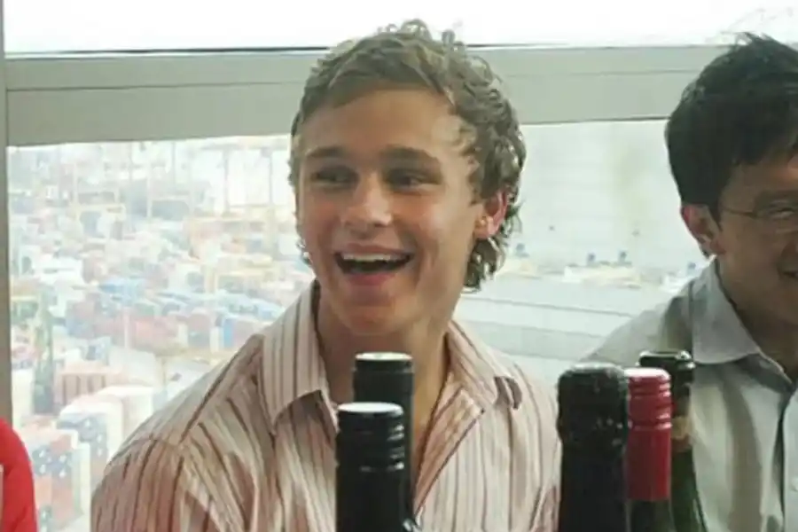 Sam tenía 19 años cuando ocurrió el accidente. (Foto: Clarín).