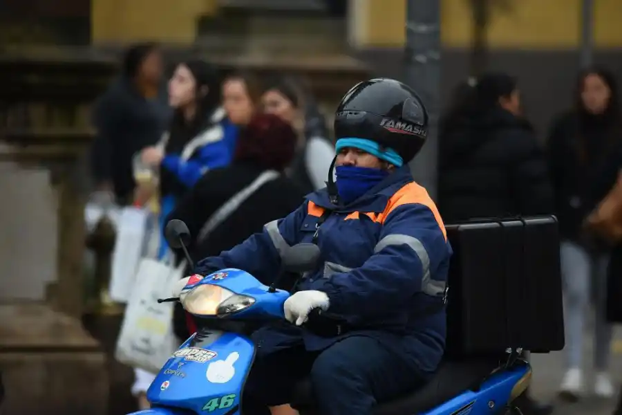  MISIÓN IMPOSIBLE. No se puede evitar el frío en la moto.