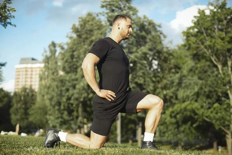 Los cinco ejercicios que ayudan a ganar masa muscular sin utilizar máquinas.
