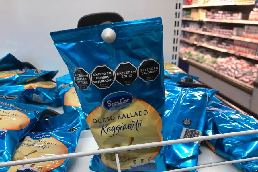 ¿Salamines con alarma antirrobo? La sorprendente medida de un supermercado que se hizo viral