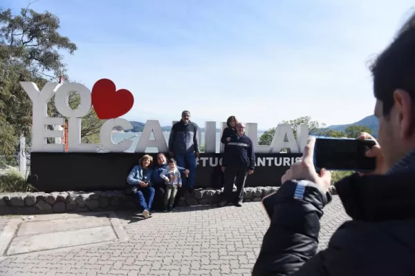 El corazón de El Cadillal latió al ritmo de los encuentros por el Día del Amigo