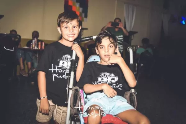 La amistad de dos pequeños músicos de ocho años que emocionó a Soledad Pastorutti