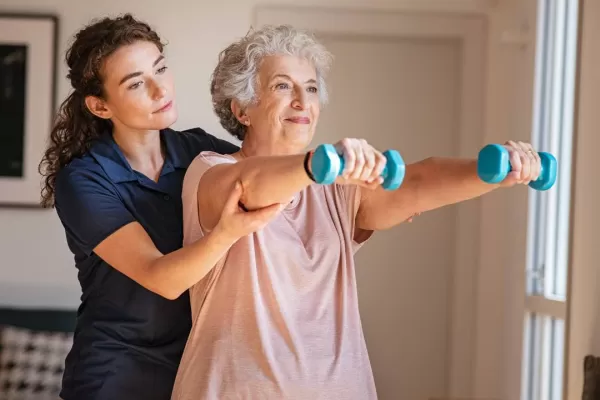 Sarcopenia: qué es y cómo prevenir la afección que perjudica a los adultos mayores