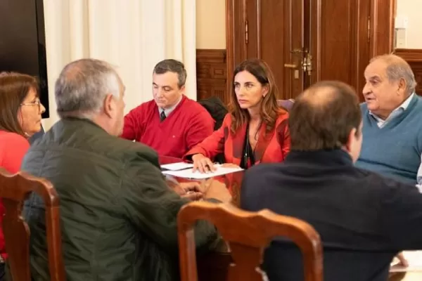 Paritarias estatales: la suba salarial será trimestral por el cambio de gestión