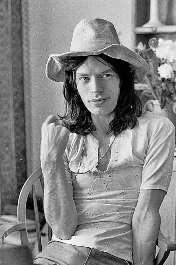 PELO LARGO. Los cambios en los 70. 