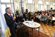 El oficialismo pone todas las fichas para recibir a la fórmula Massa-Rossi con un masivo acto