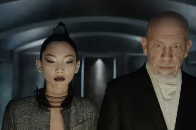 Video: de qué se trata la misteriosa película que se estrenará dentro de 100 años