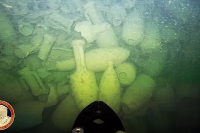 Hallan un barco de más de 2.000 años