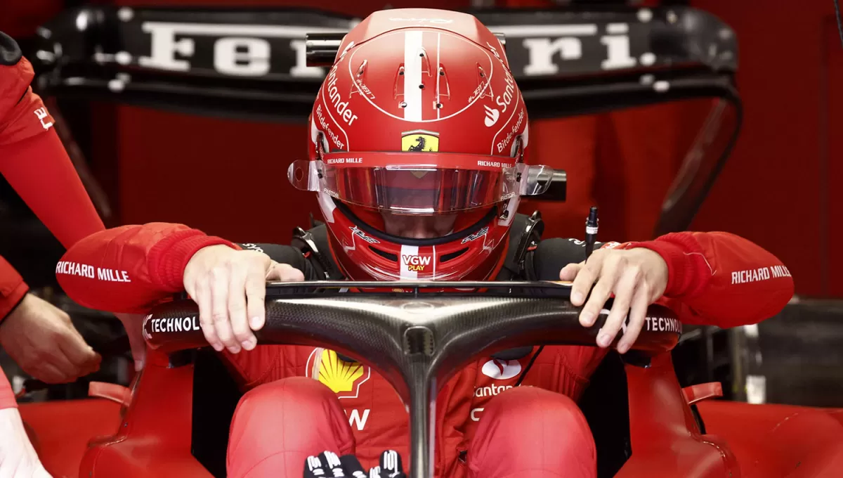 CORTAR LA RACHA. Charles Leclerc tratará de darle la victoria a Ferrari y ponerle un freno a los récords de Max Verstappen.