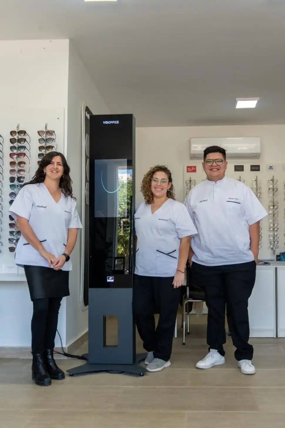 Optica Neavisión: atención personalizada y tecnología única en Tucumán