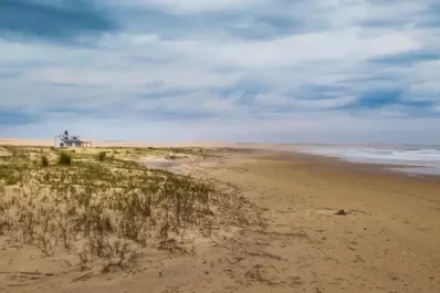 Uruguay: detectaron niveles de radiación natural mayor al promedio mundial en un balneario