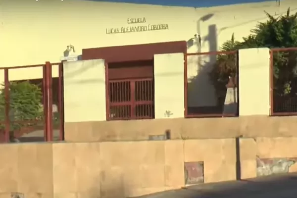 Una escuela se quedó sin clases porque le robaron el medidor de luz
