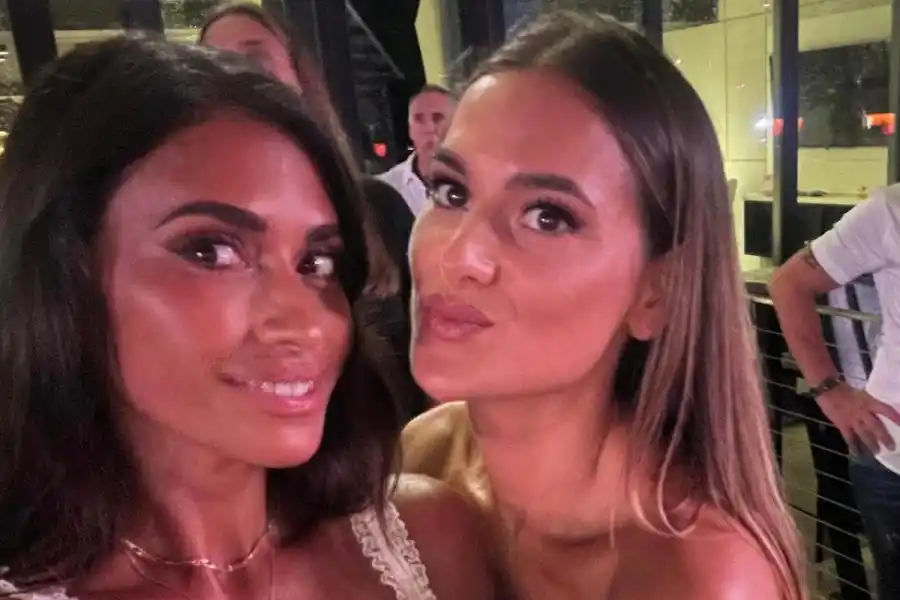 Antonela Roccuzzo y Elena Galera