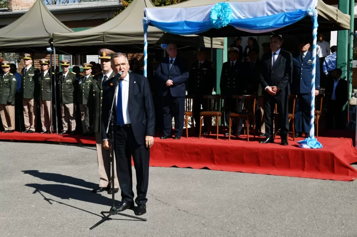Jaldo participó de los actos por los 85 años de Gendarmeria Nacional