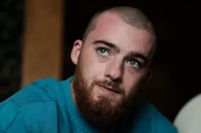 La última foto de Angus Cloud: cuál pudo haber sido la causa de su muerte