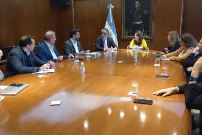 La Nación afirmó que no hay riesgo de desabastecimiento en los tratamientos de diálisis