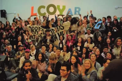 Cumbre climática: jóvenes de todo el país llegan a Tucumán