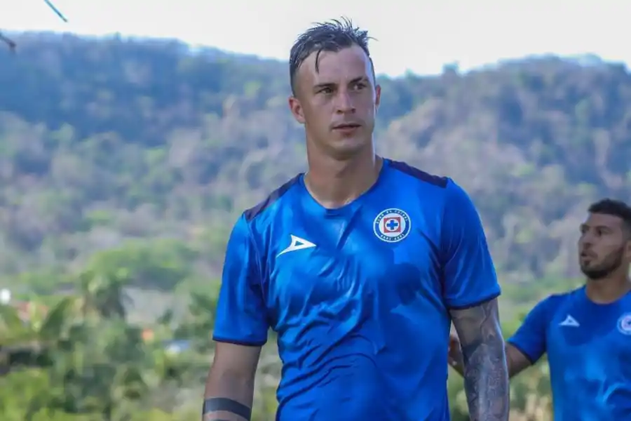 A LA ESPERA. Lotti tiene decidido irse de México y evalúa las opciones. IG @augustolotti21