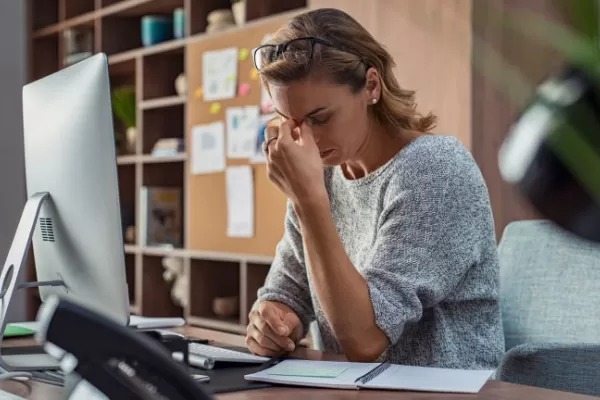 Cinco enfermedades vinculadas al uso excesivo de la tecnología