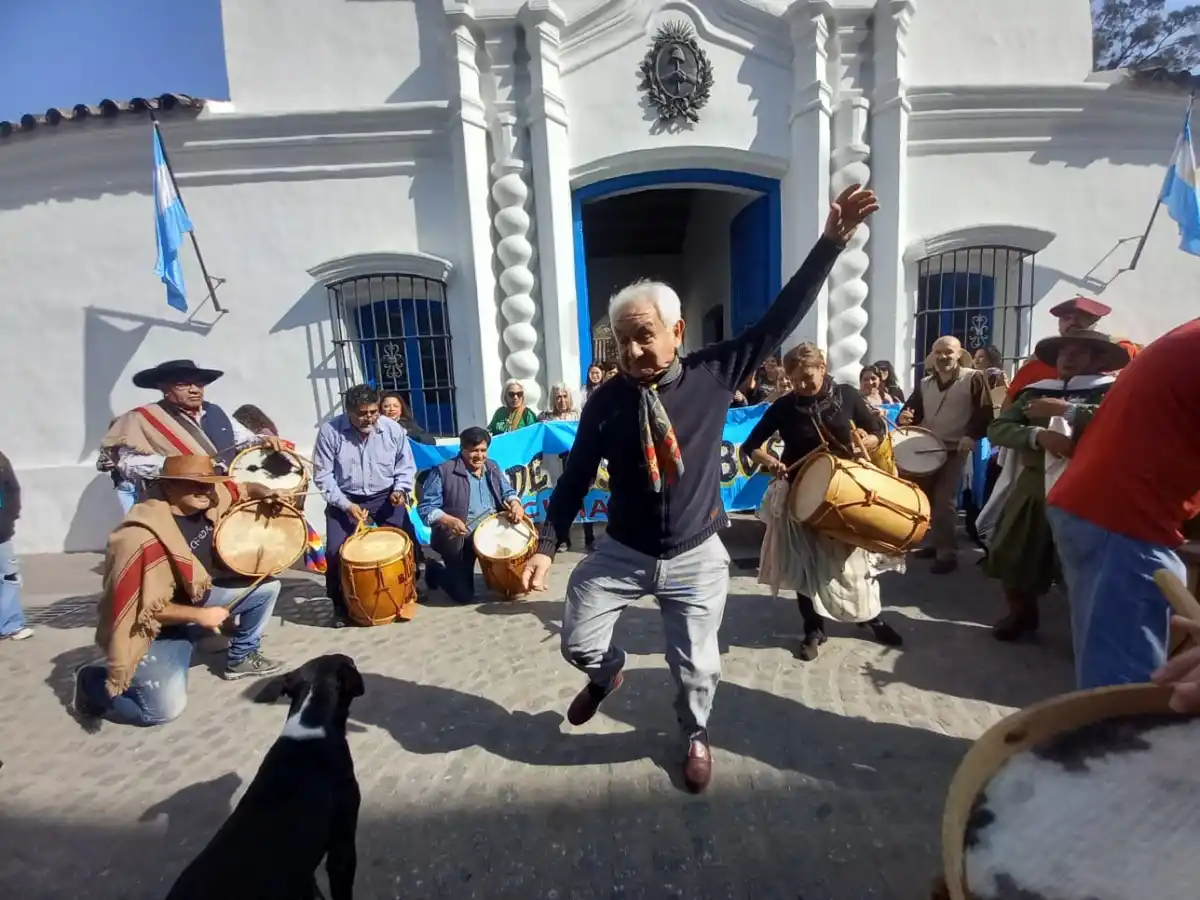 La Marcha de los Bombos llegó una vez más a Tucumán