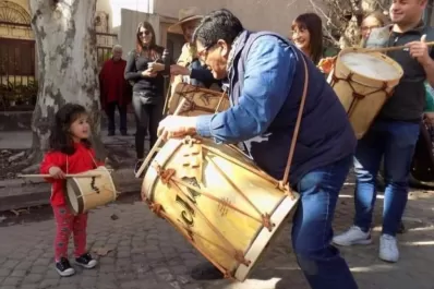 Marcha de los Bombos: un repique que evoca a patio de tierra y a tradición